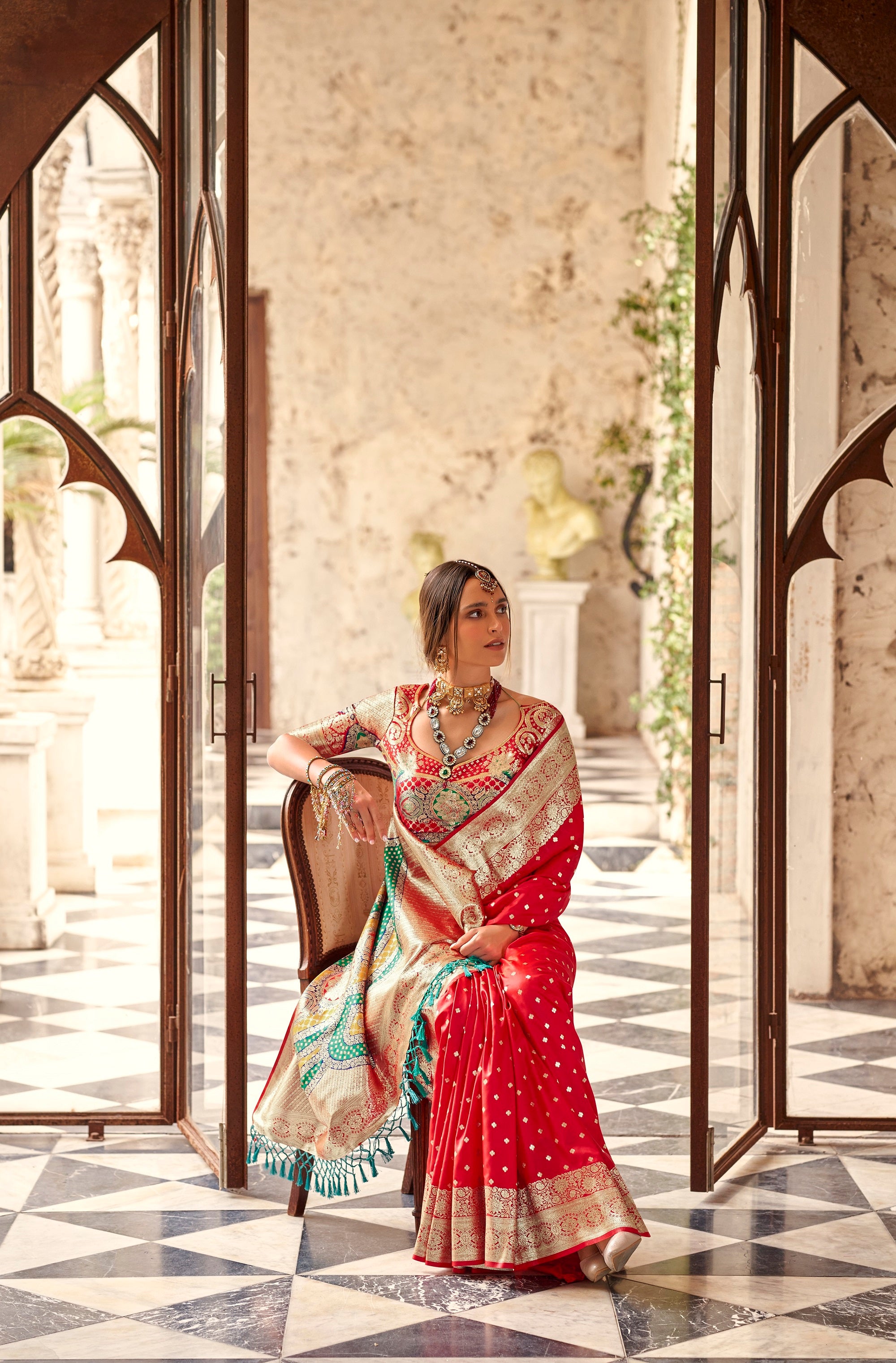 Woven Design Zari Pure Silk Banarasi Saree