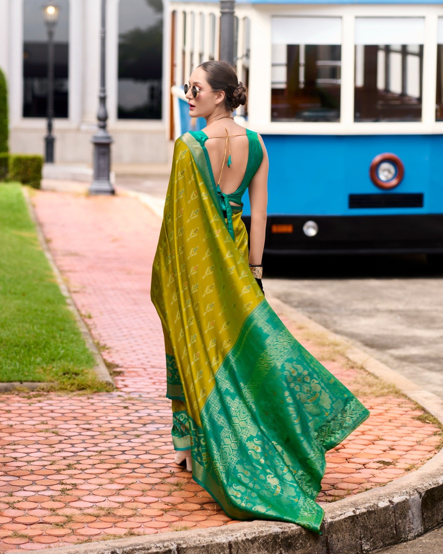 Ethnic Motifs Woven Design Zari Pure Silk Ikat Saree