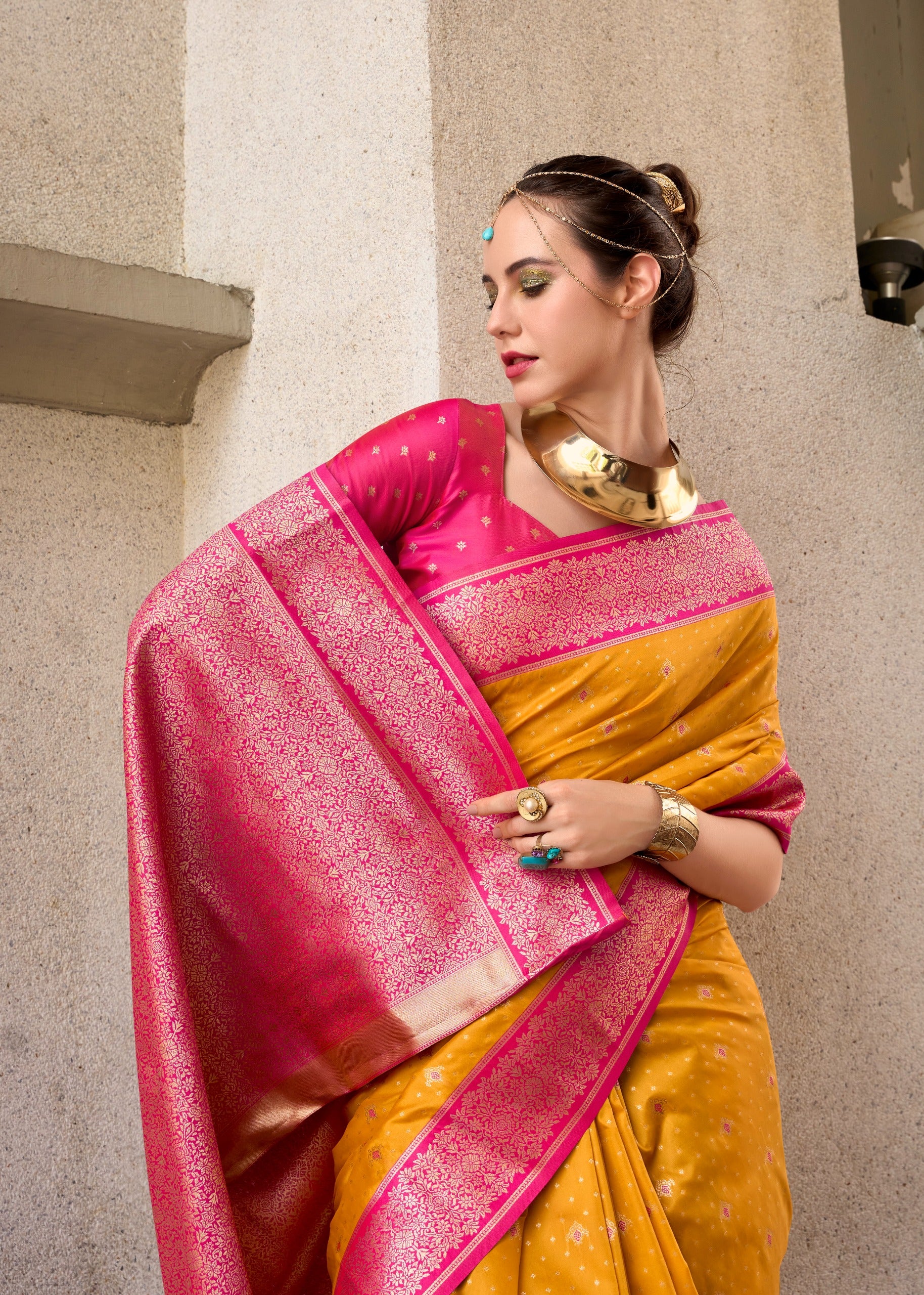 Woven Design Zari Pure Silk Kanjeevaram Saree