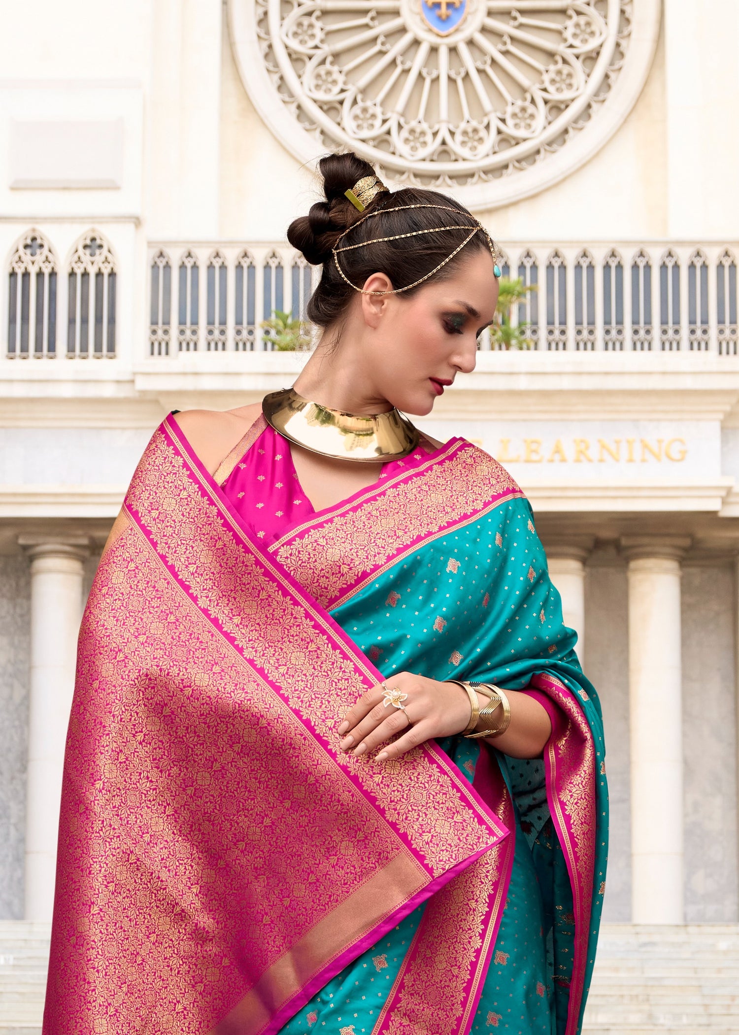Ethnic Motifs Woven Design Pure Silk Kanjeevaram Saree