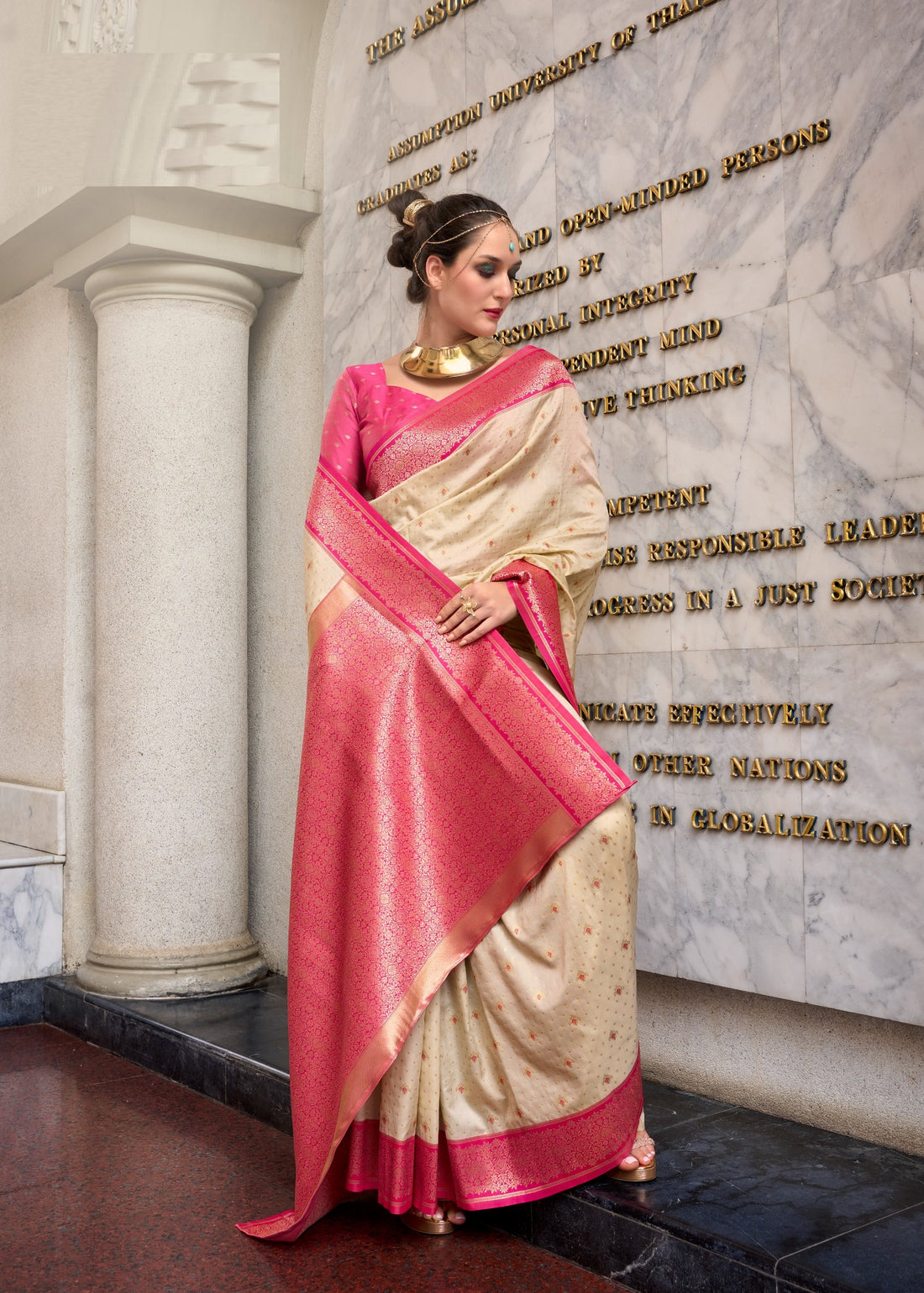 Ethnic Motifs Woven Design Pure Silk Kanjeevaram Saree