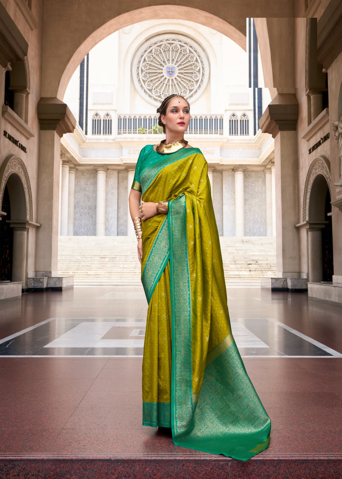 Woven Design Zari Pure Silk Kanjeevaram Saree