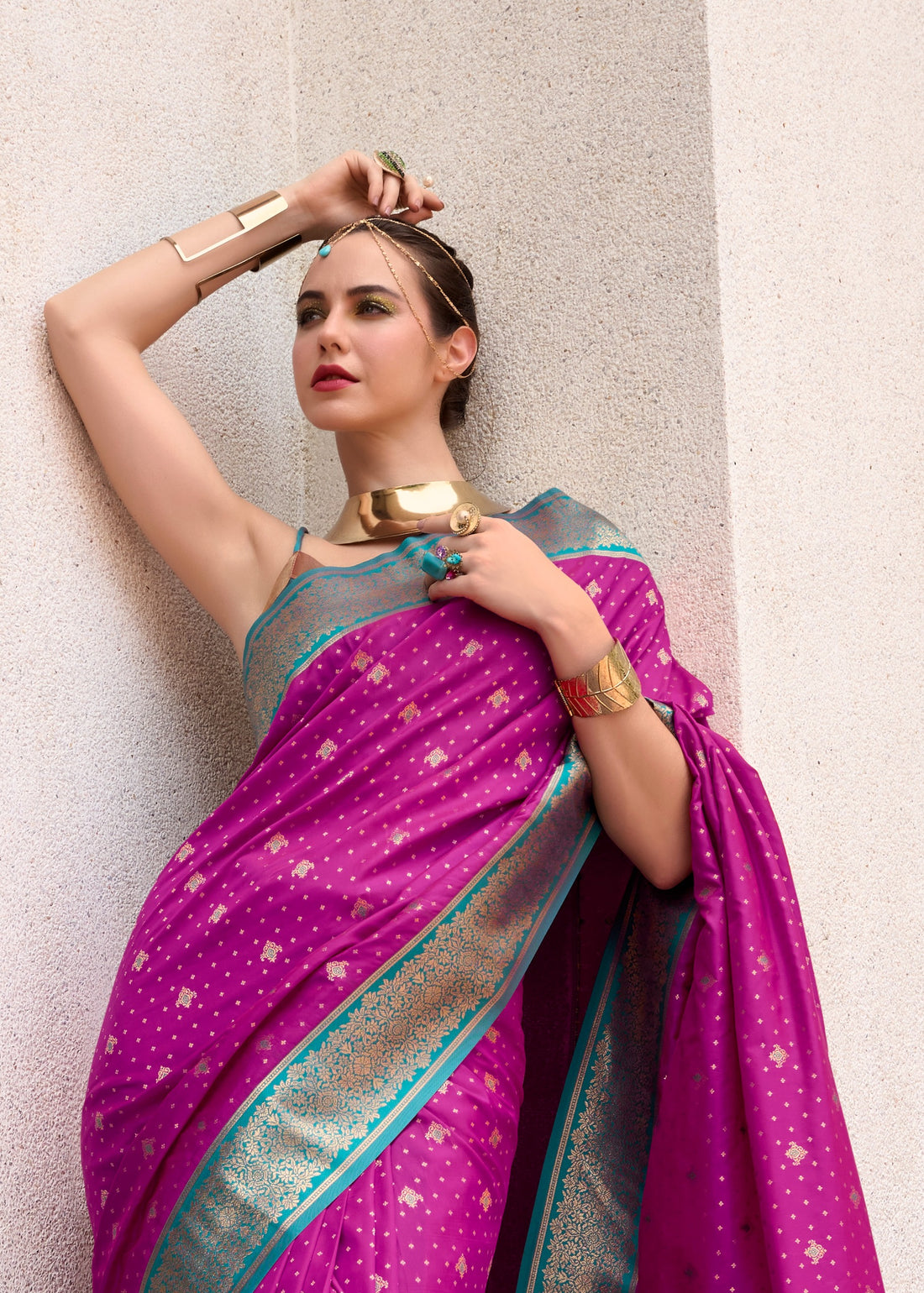 Ethnic Motifs Woven Design Zari Pure Silk Kanjeevaram Saree