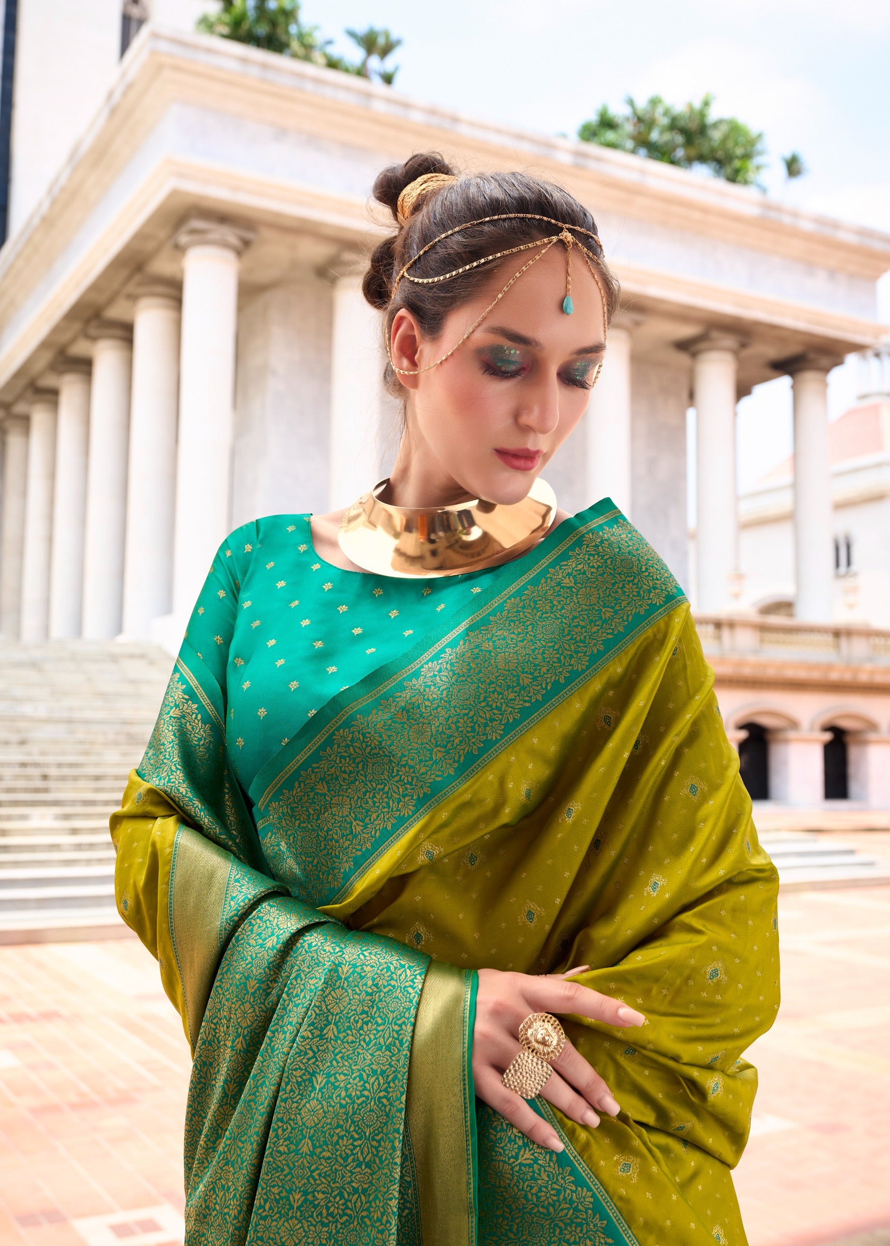 Woven Design Zari Pure Silk Kanjeevaram Saree